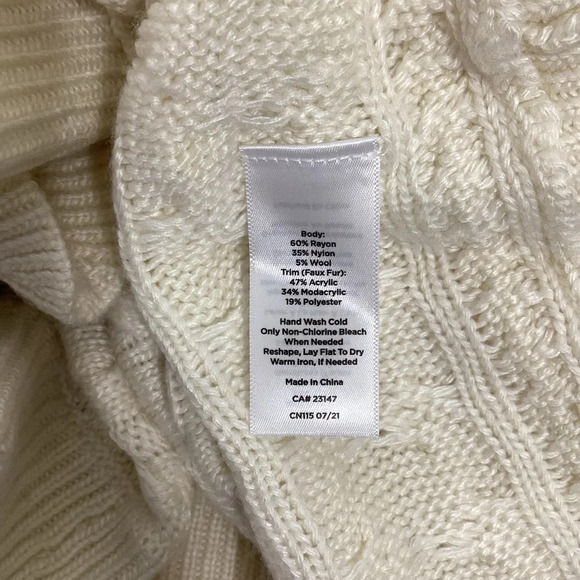 Talbots Faux Fur Knit Poncho Medium NEW - Picture 7 of 7